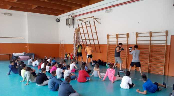 Calolzio. I ragazzi delle scuole medie a lezione di arti marziali