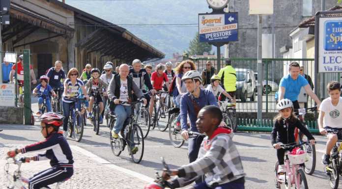 “Bimbimbici” unisce grandi e piccini in una pedalata per la città