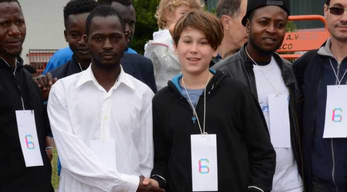 Migranti e studenti insieme, in marcia per la solidarietà