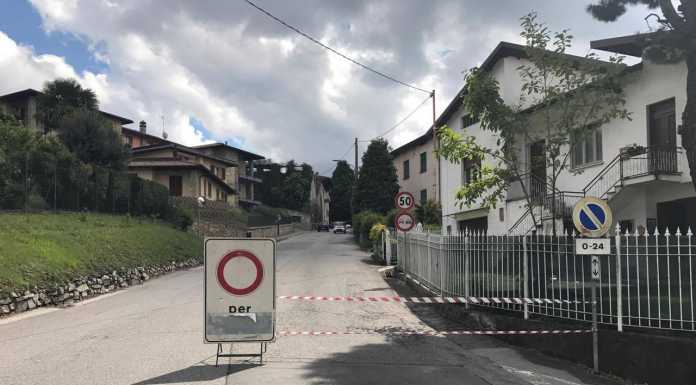 Stabile a rischio crollo: chiusa la provinciale a Castello Brianza
