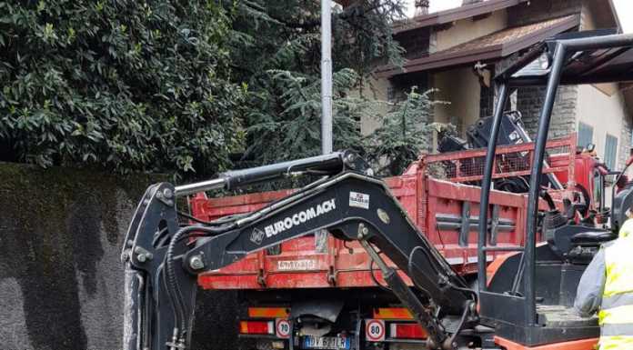 Dervio. Guasto a una tubatura, viabilità interrotta in centro