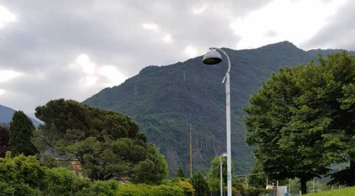 Vandali in azione sulla ciclabile a Dervio: divelta una fontana