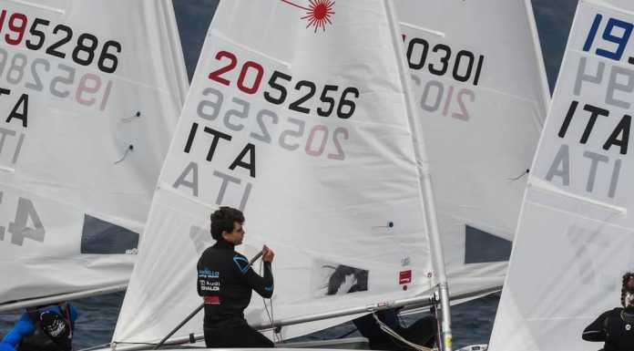 Il giovane velista Riky Colombo stacca un biglietto per i mondiali in Belgio