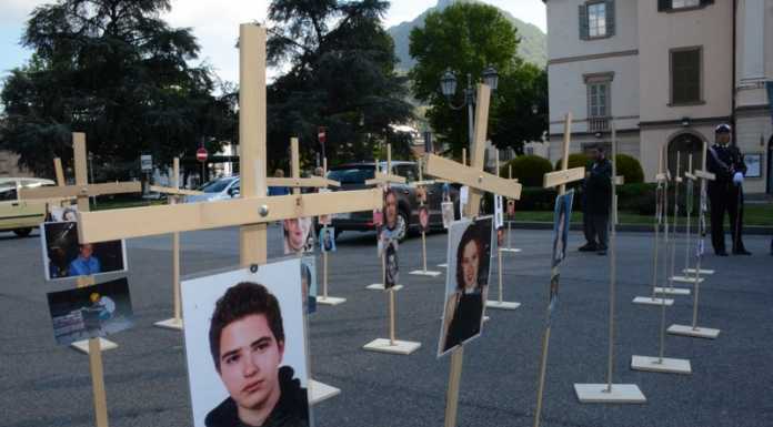 Lecco ricorda le vittime della strada. “Serve più prevenzione”