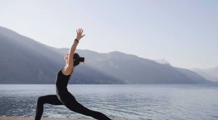 Lo yoga al tramonto: ogni martedì, dal 30 maggio, ad Abbadia