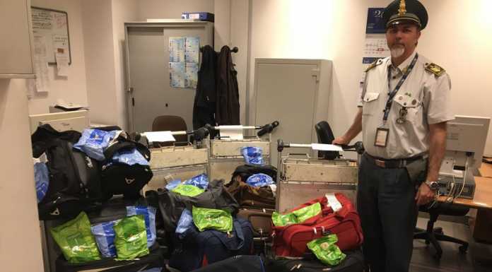 Malpensa: melassa per narghilè, 500 confezioni in valigia. Turisti nei guai