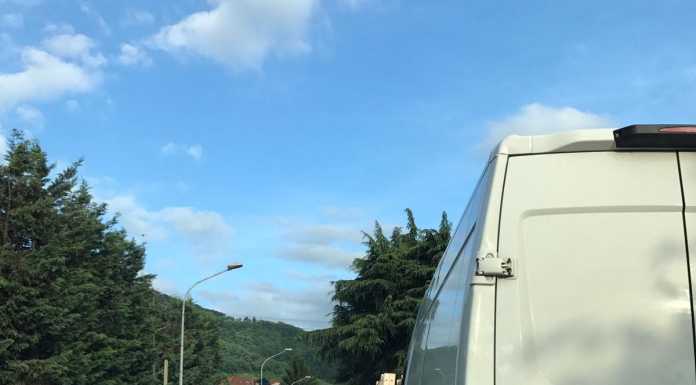 Ennesima mattinata di code, si spera nella riapertura della LC-BG