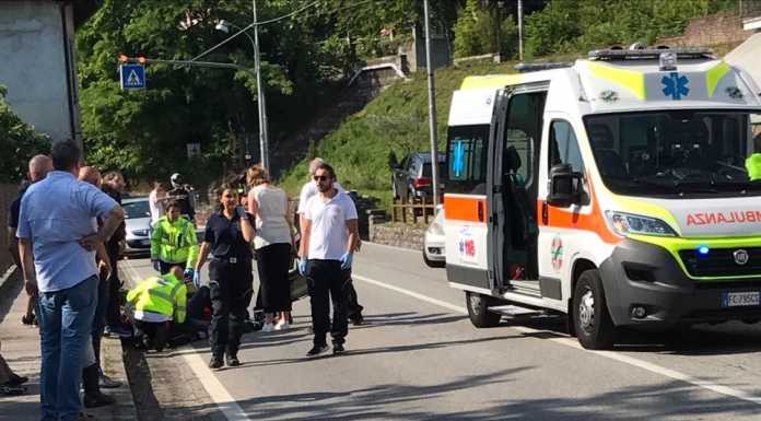 Abbadia. Incidente tra auto e moto, elisoccorso in azione
