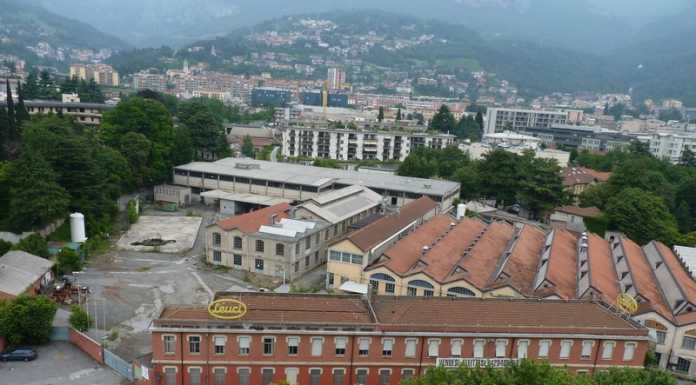 Leuci. I cittadini al Comune: “Rimuovete voi l’amianto”
