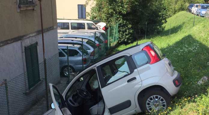 Calolzio, 80enne esce di strada e finisce in una scarpata