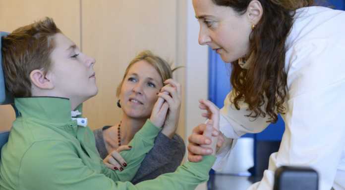 Il tumore cerebrale nel bimbo, alla Nostra Famiglia guida alla riabilitazione