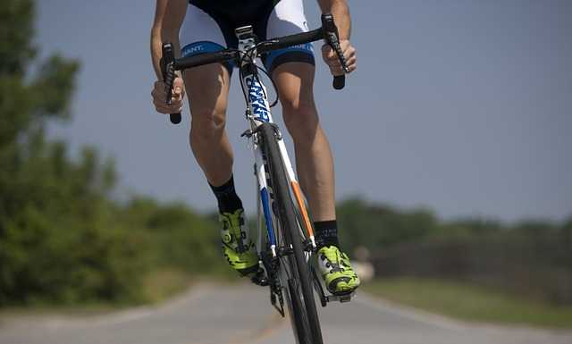 Ciclisti in fila indiana, l’iniziativa della Polisportiva di M. Marenzo