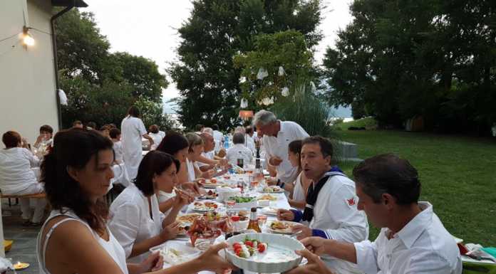 Dervio, oltre 50 commensali alla Cena in Bianco a S.Cecilia