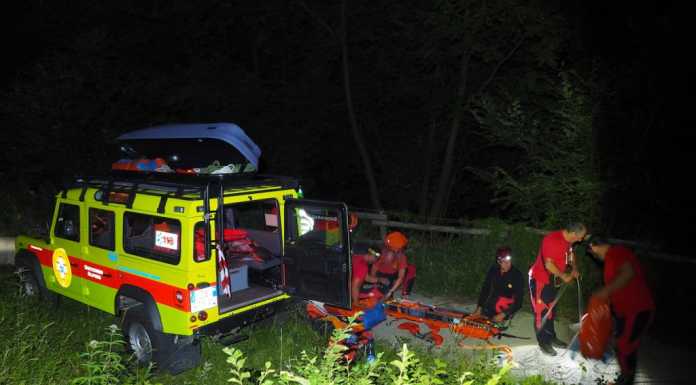 Volevano dormire all’aperto sul Sentiero del Viandante, soccorsi due giovani