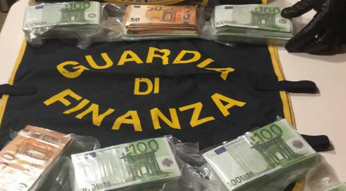 Lodi. Cittadinanze fasulle e corruzione, arrestati funzionari pubblici