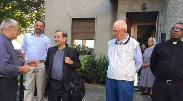 Visita inaspettata a Esino del nuovo arcivescovo di Milano Mario Delpini