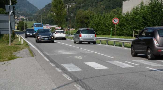 Ballabio, la minoranza: “Servono ‘strisce’ più sicure per i pedoni”