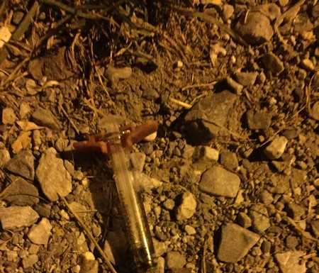 Droga al Lavello: l’ennesima siringa, nonostante i controlli