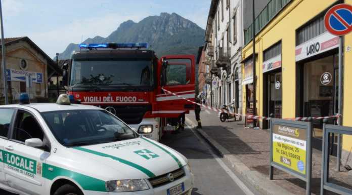 Lecco. Pompieri al lavoro per un incendio all’Happy Day di via Amendola