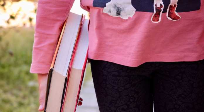 Abbadia: contributi per le famiglie degli studenti. Aperti i bandi