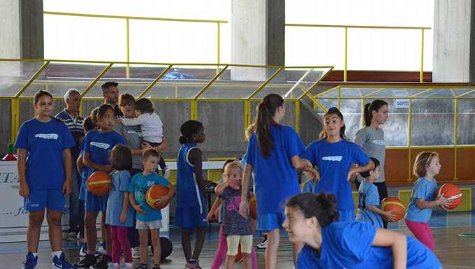 Valmadrera, minibasket Starlight in festa al Palazzetto dello Sport
