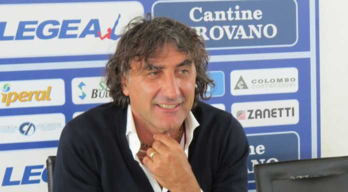 Calcio Lecco, De Paola lascia, ritorno di mister Delpiano?