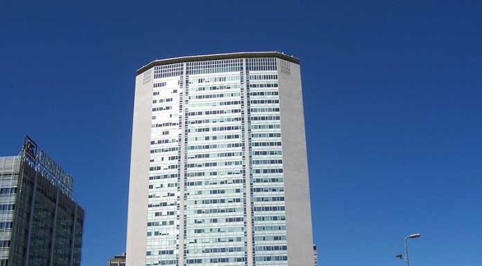 I Ragni di Lecco pronti a scalare il Pirellone per la Festa dei Nonni