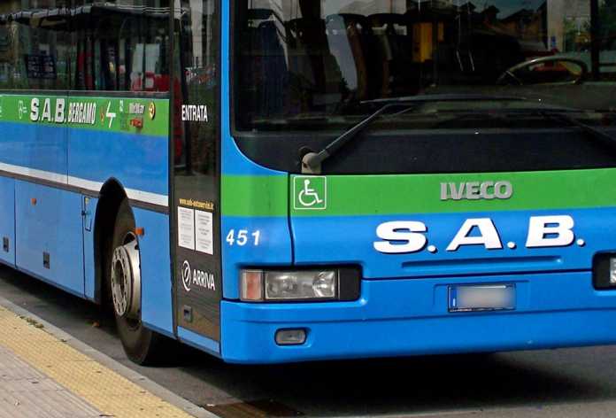 SAB_Iveco_MyWay_451_autostazione_Albino_20120712