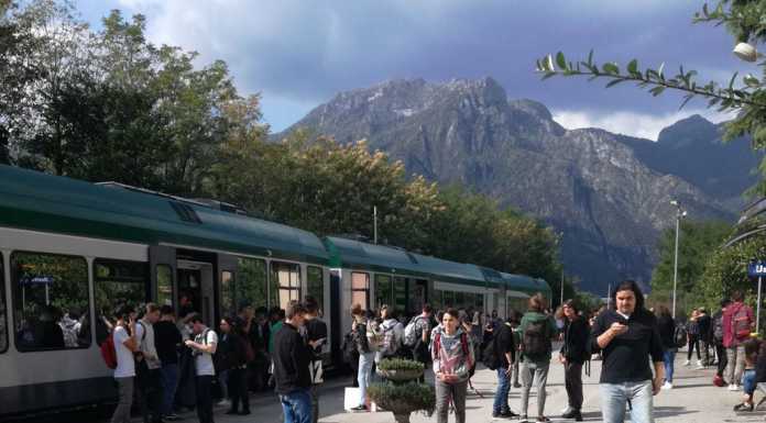 Disagi sui treni, Boscagli: “Serve un tavolo istituzionale con Trenord” stazione treno sala al barro