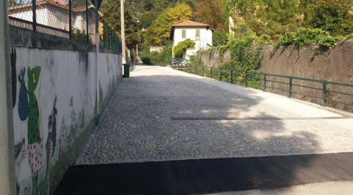 Maggianico, nuova pavimentazione per via alla Fonte