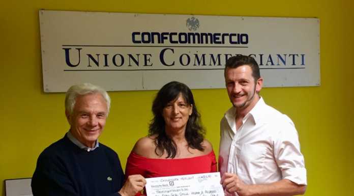Oltre tremila euro donati al Nespolo grazie ai “Legnanesi”