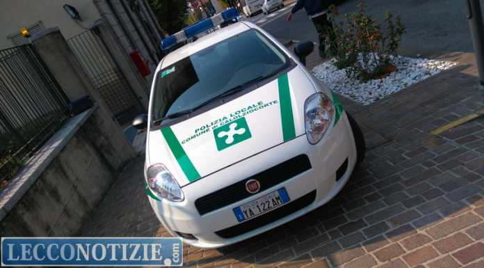 Causa un incidente e fugge, la Polizia Locale rintraccia il pirata