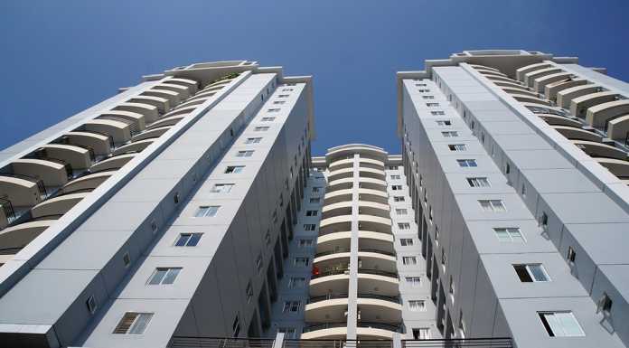 L’Avvocato in un click. Condominio: in caso di caduta chi paga?