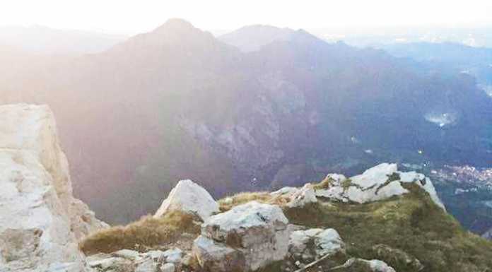 Grignetta, sradicata la croce. Calumer (CAI): “E’ stata sollevata!”