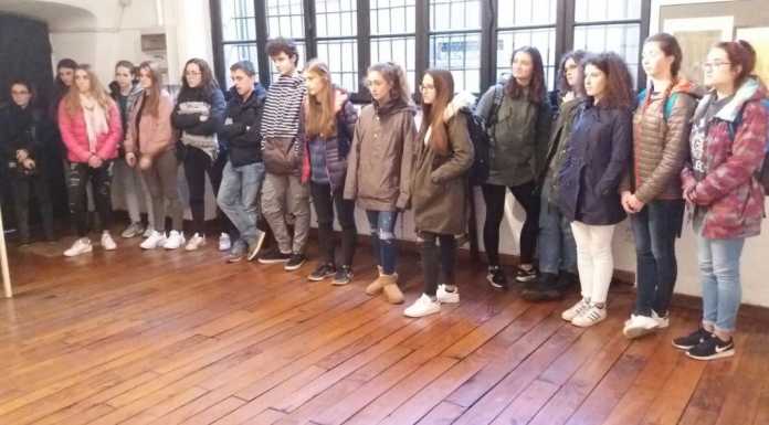 Lecco. Le studentesse del Manzoni diventano “guide per un giorno”