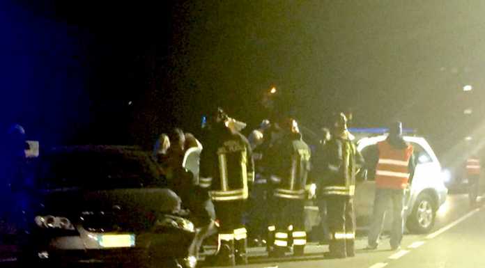 Ballabio, incidente fra due auto lungo la via Provinciale