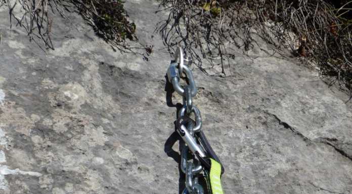 Al Cainallo, intervento di sicurezza in falesia grazie ai Ragni