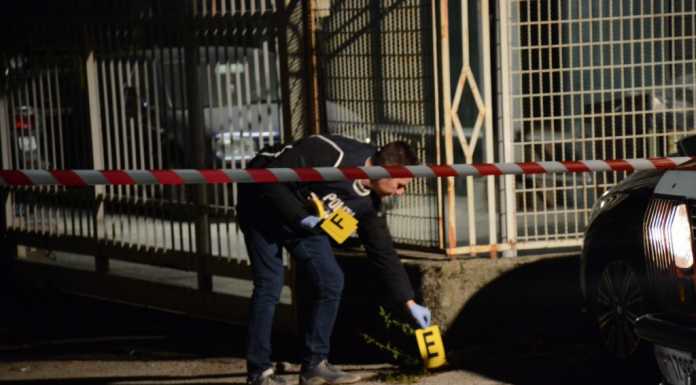 Sparatoria. Una testimone: “Prima le pistole e poi i colpi. Ho avuto paura”