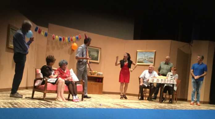 Valmadrera. Successo a teatro per il “Fondo Silveri”
