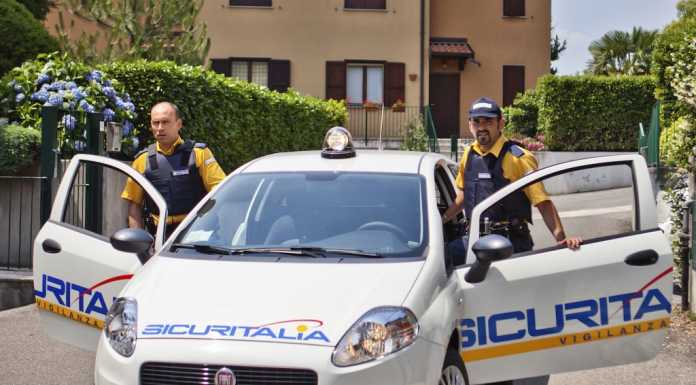 Como, rubano e aggrediscono alla Città dei Balocchi, arrestati