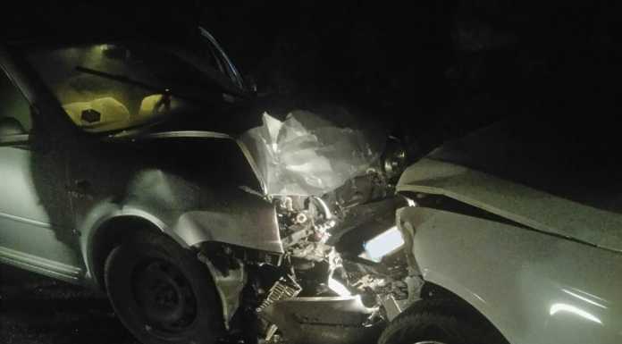 Frontale a Pasturo tra due auto lungo la Sp 62