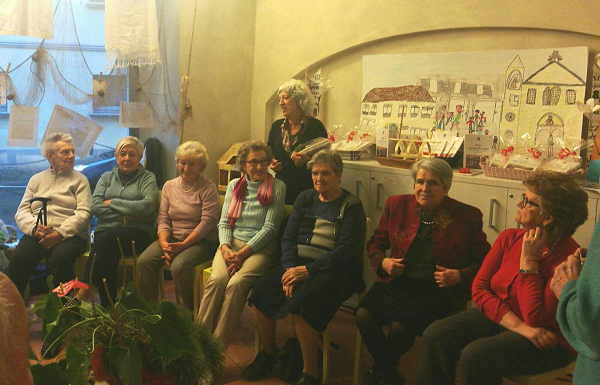 Pescarenico: al Giglio la memoria degli anziani rivive in un libro