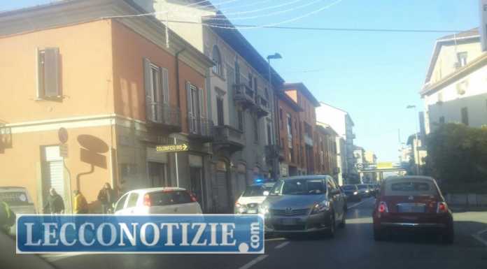 Lecco: scontro auto-moto, 73enne trasportato all’ospedale