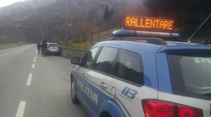 Si sente male in auto, uomo soccorso sulla nuova Lecco-Ballabio