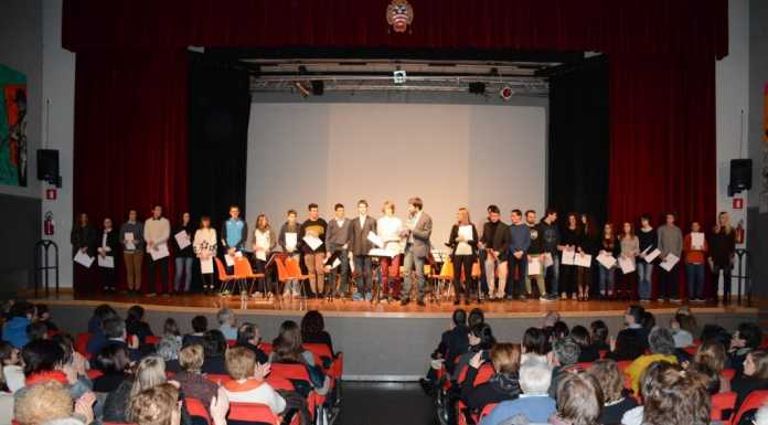 Mandello, un nuovo telo (più grande) per il cinema al De André