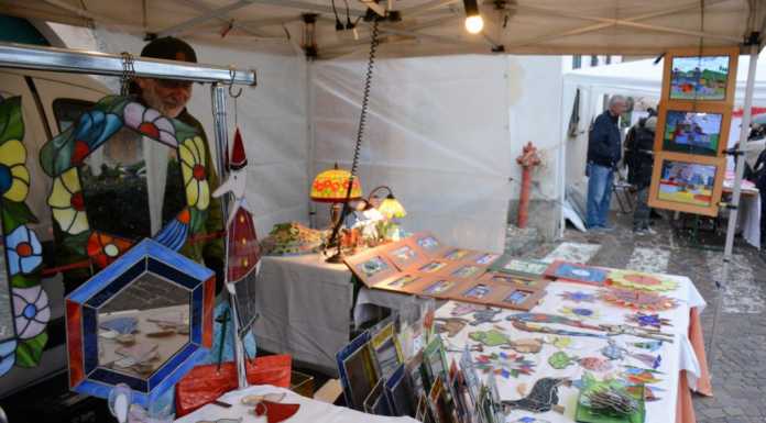 A Vercurago il mercatino natalizio di associazioni e commercianti