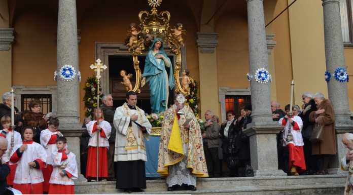 Aria di Natale. Per l’Immacolata Fera di Pom a Calolzio e mercatini a Olginate