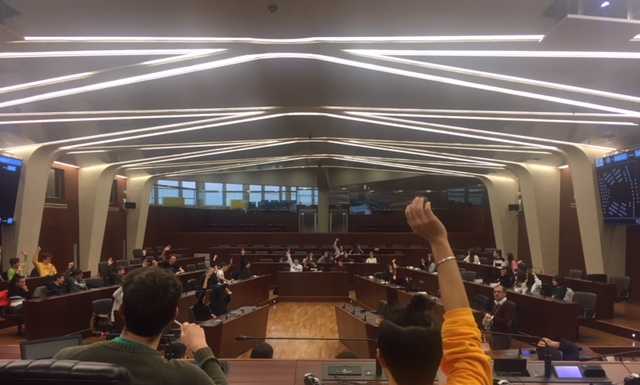 Monticello. Gli studenti del Greppi in visita a palazzo Pirelli