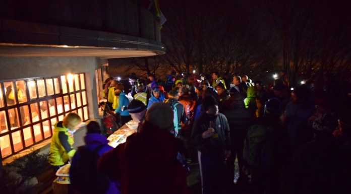 Carenno. 130 fiaccole illuminano il Tesoro per ricordare Merelli