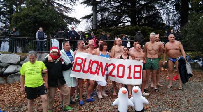 Benvenuto 2018. A Mandello il tradizionale tuffo di Capodanno